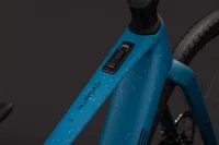 Elektrokolo CUBE NUROAD HYBRID C:62 EXC 400X TROPICALTEAL´N´BLACK 2027 kokpit