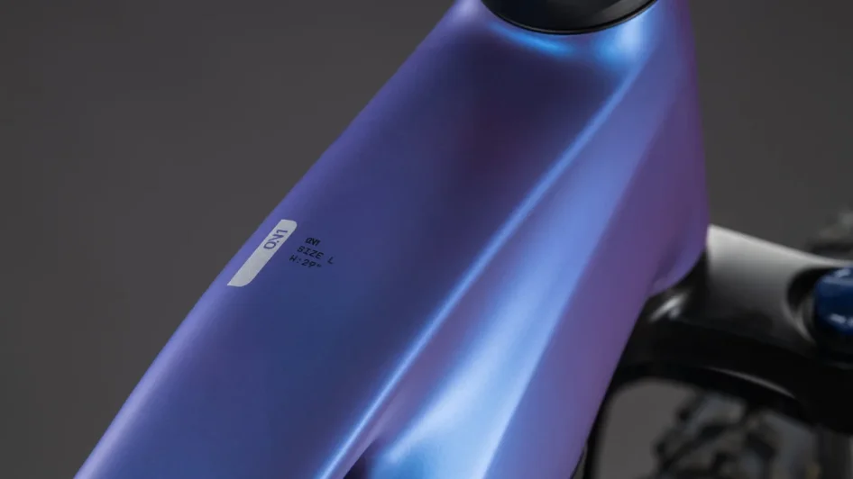 Elektrokolo CUBE REACTION HYBRID ONE 800 BLUEIRIS´N´REFLECT 2026 detail rámu