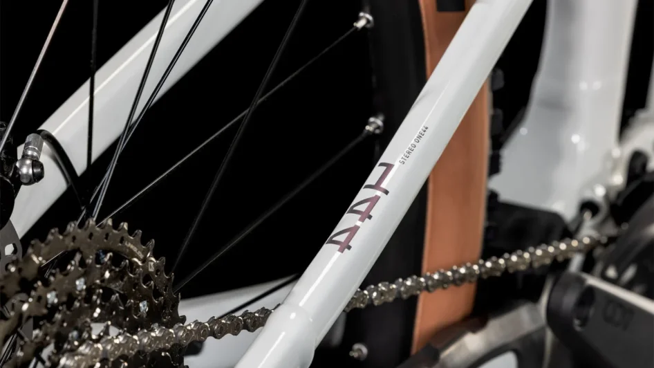 CUBE STEREO HYBRID ONE44 PRO COTTON´N´SWITCH 2025