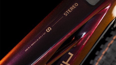 Celoodpružené elektrokolo CUBE STEREO HYBRID ONE77 HPC SLT SOLARECLIPSE´N´BRONZE 2025