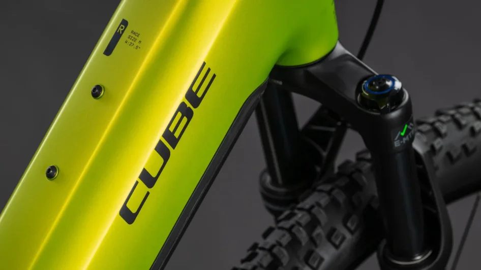 Elektrokolo CUBE REACTION HYBRID RACE EASY ENTRY LIZARD´N´BLACK 2026 detail rámu