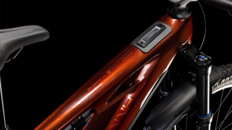 Celoodpružené elektrokolo CUBE STEREO HYBRID ONE77 HPC RACE LIQUIDORANGE´N´ORANGE 2025