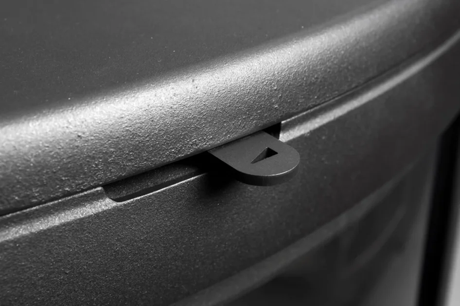 Litinová krbová kamna DOVRE BOW - detail ovládání vzduchu II