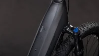 Elektrokolo CUBE REACTION HYBRID PRO EASY ENTRY BLACKLINE 2026 rám