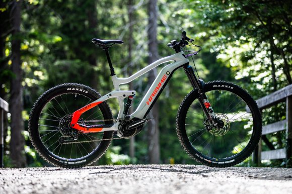 Proč si pořídit celoodpružené elektrokolo?