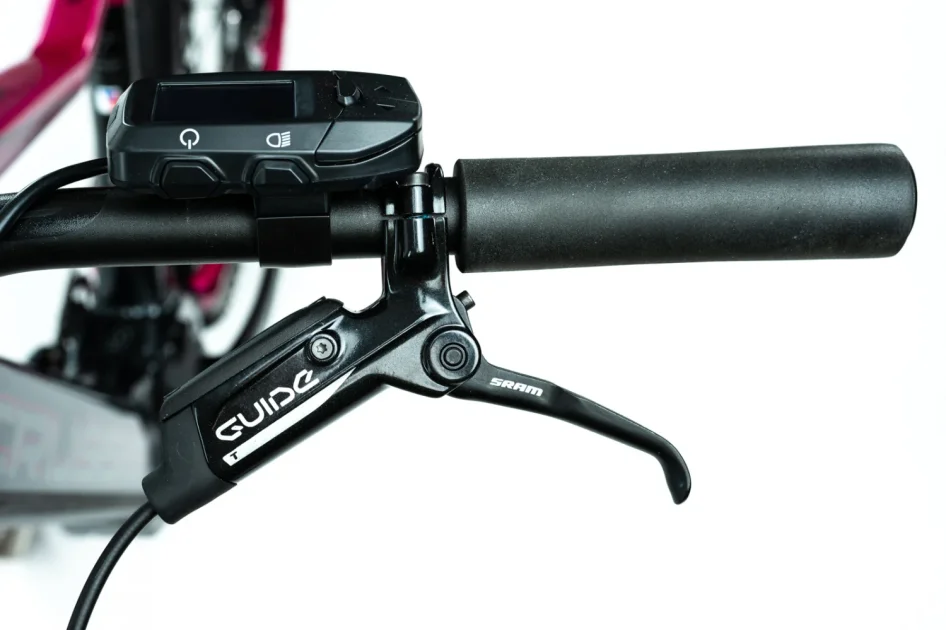 CRUSSIS E-GUERA 10.9-M 2024 - Velikost rámu: 17" (výška 165 - 178 cm)