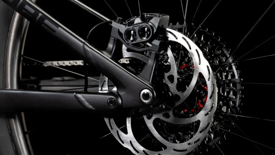 CUBE STEREO HYBRID ONE44 HPC SLT LIQUIDLAVA´N´BLACK 2025 - Velikost rámu: M (výška 168 - 178 cm)