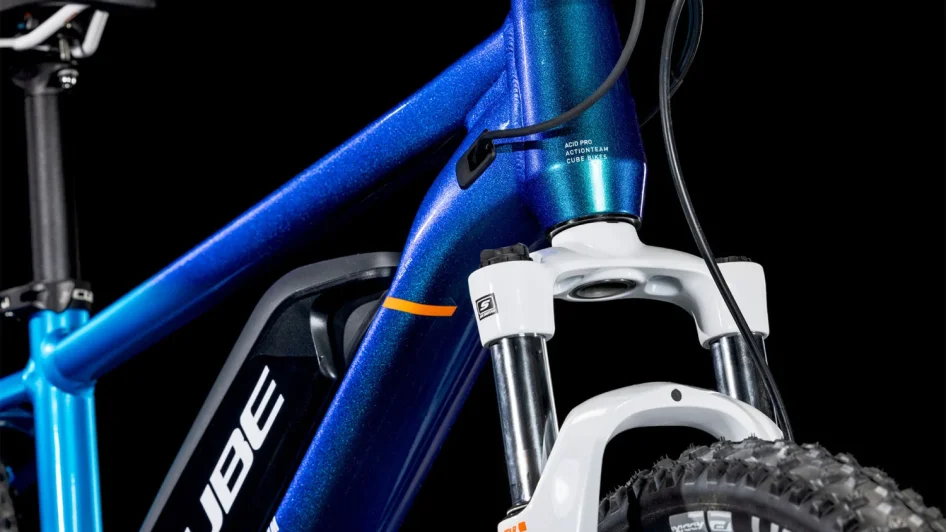 CUBE ACID 240 HYBRID ROOKIE PRO 400 2025 - Velikost rámu: 24" (výška 124 - 141 cm)