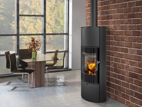 Hit mezi krbovými kamny pro nízkoenergetické domy od výrobce ROMOTOP