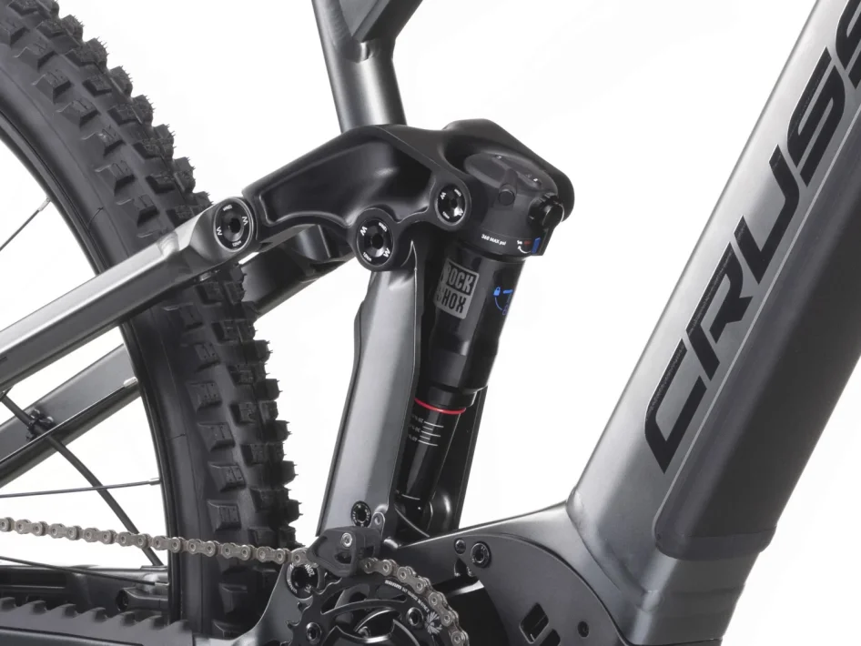 CRUSSIS ONE-FULL 10.10 720 WH 2025 - Velikost rámu: 19" (výška 175 - 188 cm)