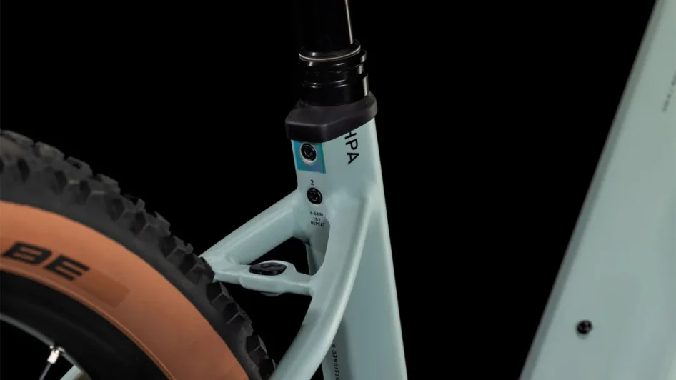 CUBE REACTION HYBRID RACE EASY ENTRY DESERTGREEN´N´PRISM 2025