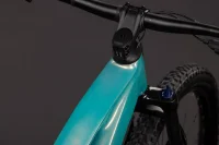 Elektrokolo CUBE REACTION HYBRID PERFORMANCE 720 MALDIVIAN´N´BLACK 2027 kokpit Elektrokolo CUBE REACTION HYBRID PERFORMANCE 720 MALDIVIAN´N´BLACK 2027 kokpit