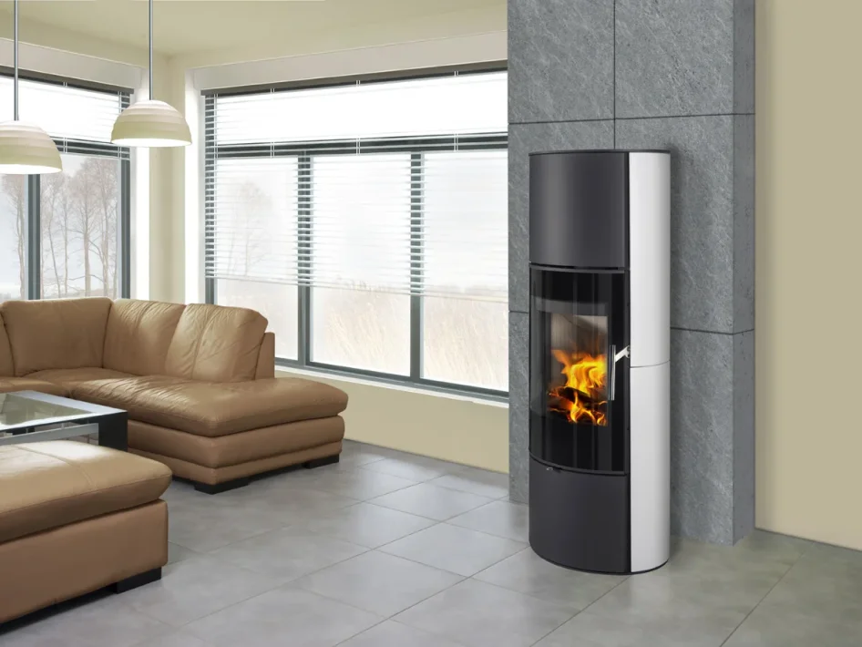 Krbová kachlová kamna ROMOTOP LAREDO 01 AKUM - v interiéru