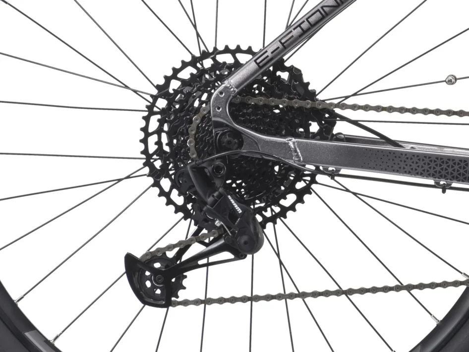 CRUSSIS E-FIONNA 9.10 720 WH 2025 - Velikost rámu: 16" (výška 160 - 170 cm)