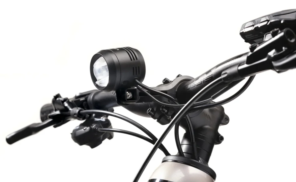 CRUSSIS E-COUNTRY 10.10 720 WH 2025 - Velikost rámu: 15" (výška 155 - 165 cm)