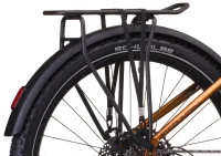 Elektrokolo CRUSSIS E-COUNTRY 10.11 715 WH 2026 detail nosiče