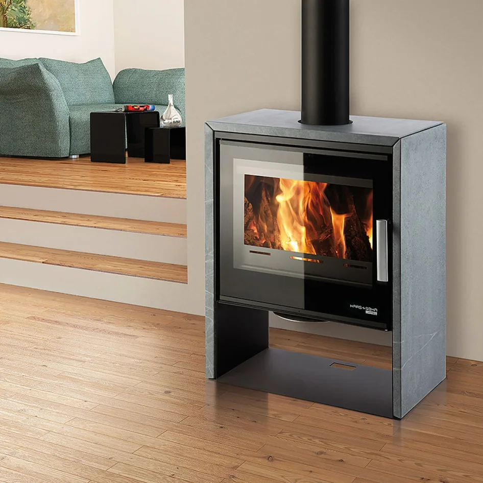 Krbová kamna HAAS+SOHN JONSBO ČERNÁ/SPECKSTEIN - v interiéru