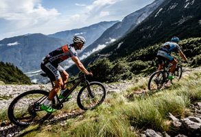 Horské kolo miluje přírodu a vy budete milovat jízdu v jeho sedle