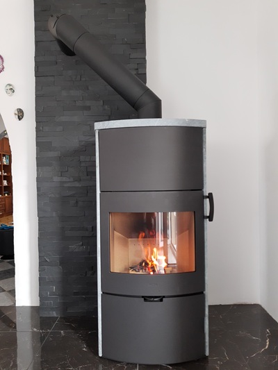 Instalace krbových kamen Heta Icon-Line Eclipse XL-S, Obklad Mastek - Praha 1